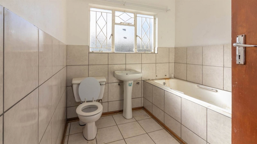 3 Bedroom Property for Sale in Kroonheuwel Free State